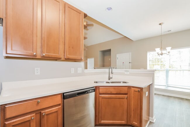 Photo - 106 Shadow Creek Ct