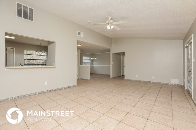 Photo - 1815 Prairie Lake Blvd