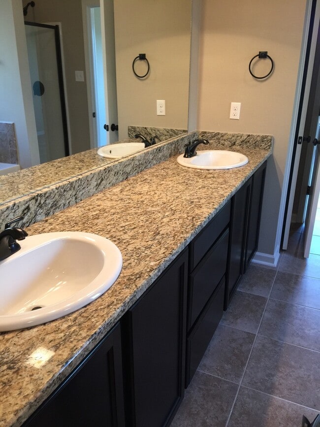 Photo - New Lake Front Home in Magnolia Lakes off ...