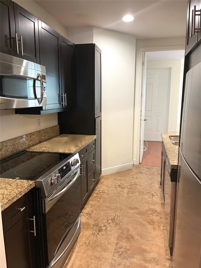 Photo - 416 Ave Unit 416