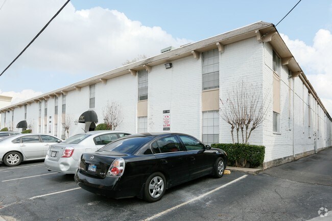 Morgan Manor - Morgan Manor