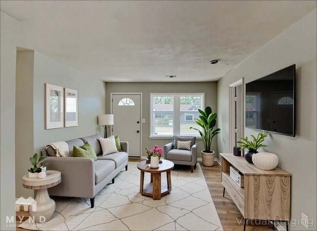 Photo - 829 Bonneville Terrace NW