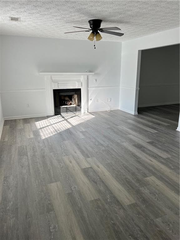 Photo - 1796 Crestwood Dr NW