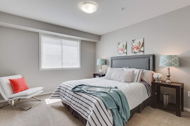 Photo - Lindgren Manor