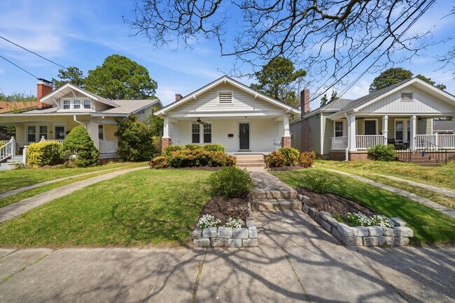 Photo - 414 Massachusetts Ave