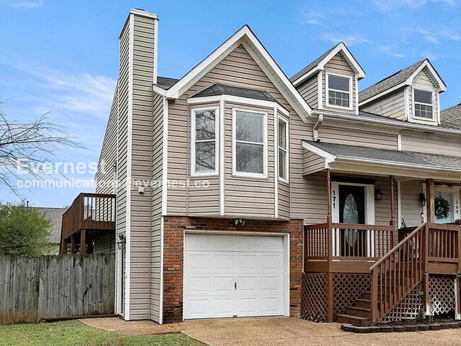 Photo - 171 Charleston Way