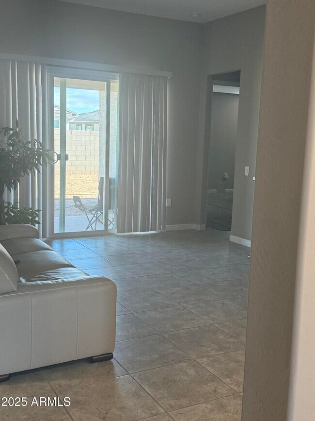 Photo - 37918 W Santa Monica Ave