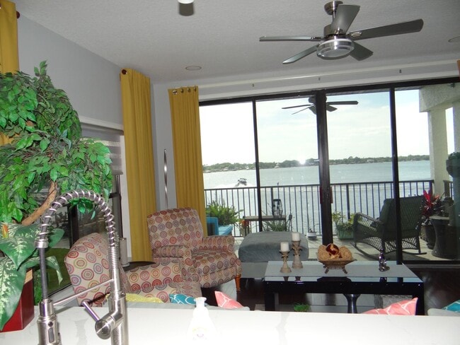 Photo - Furnished Room for Rent Unidad 203