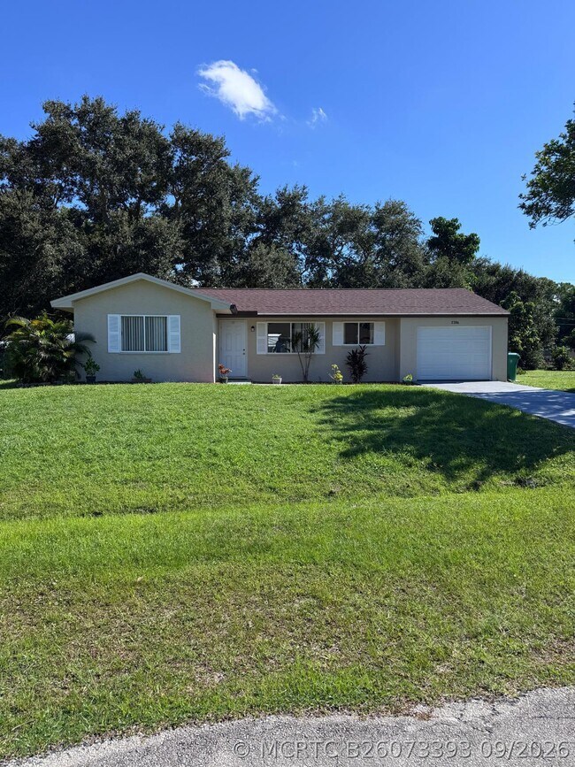 Photo - 2386 SE Longhorn Ave