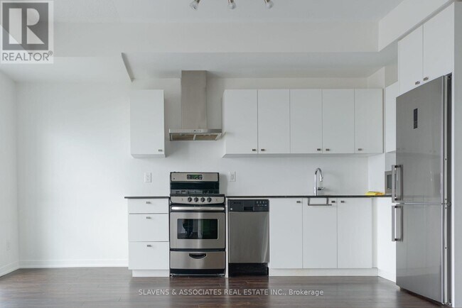 Photo - 51 E Liberty St Unit 2015