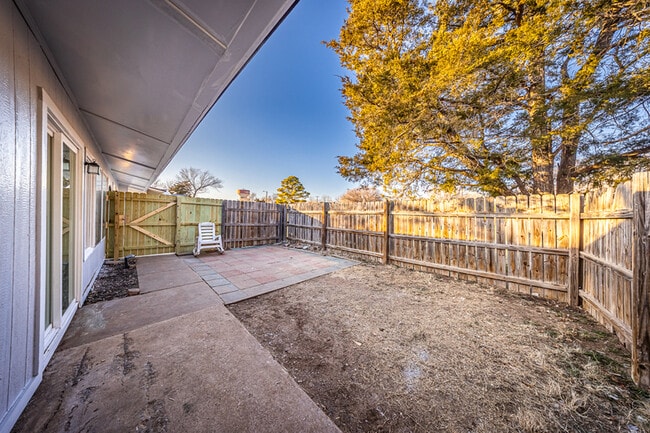 Photo - 2612 NW Pollard Ave