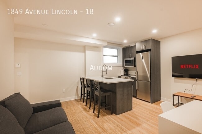 Building Photo - 1849 Av. Lincoln Unit 1B