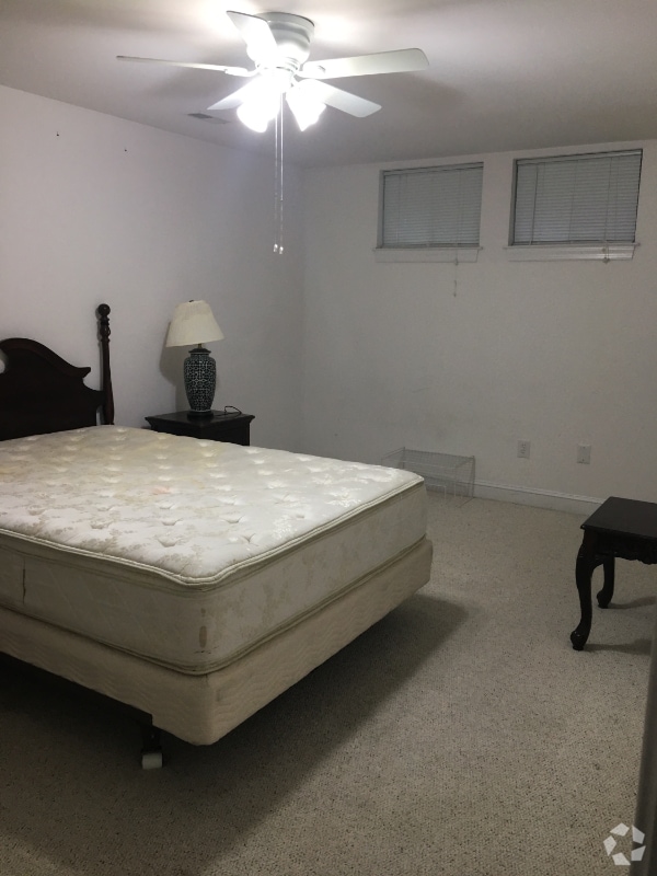 Building Photo - 13478 Bregman Rd Rental