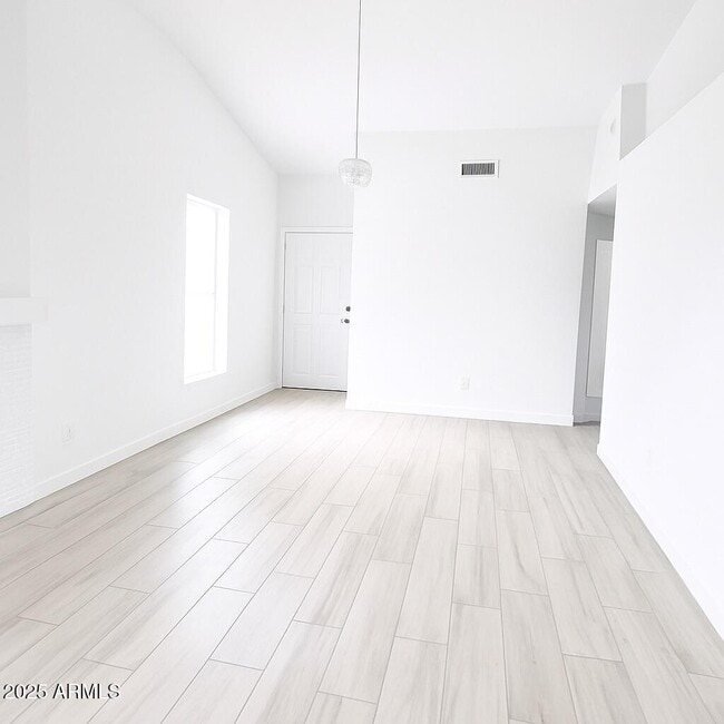 Photo - 13450 N 103rd Pl