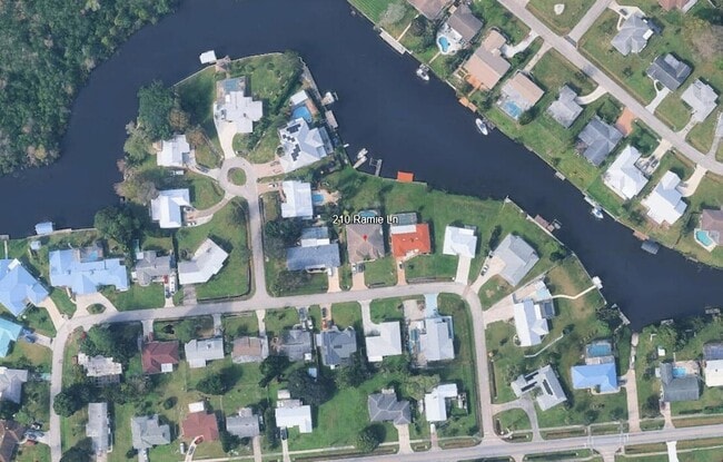 Building Photo - 210 Ramie Ln