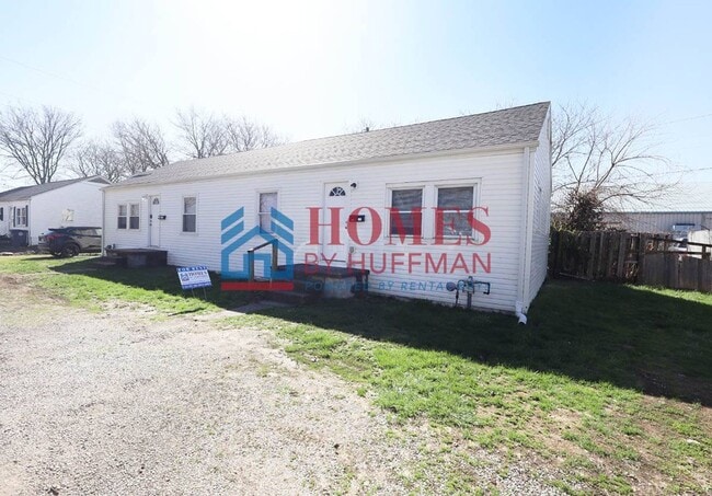 Photo - 1215-1215 Joan Ave Unidad 1213