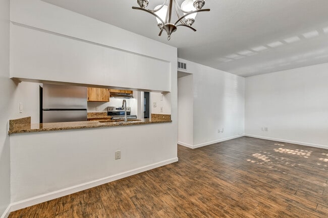 3109 W Horatio St Unidad 16