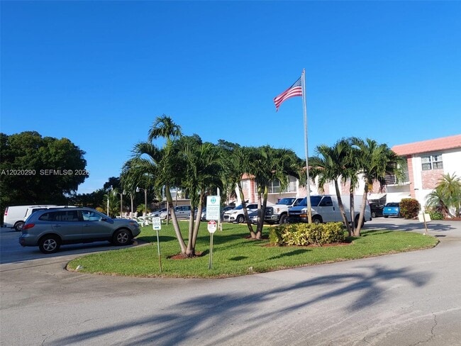 Photo - 3550 NW 8th Ave Unit 713