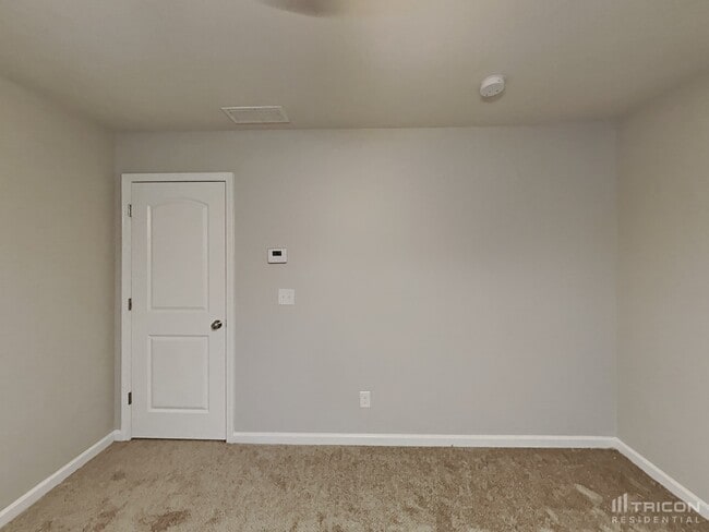 Photo - 337 Freeman Cir