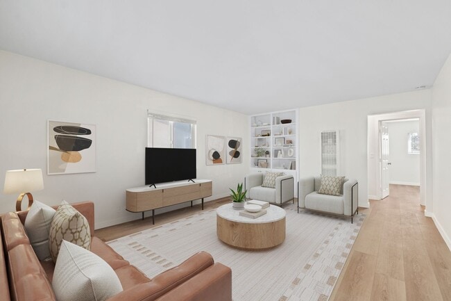 Photo - 121 E Bay St Unit 121D