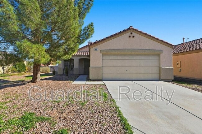 Building Photo - 5922 Hilmont St