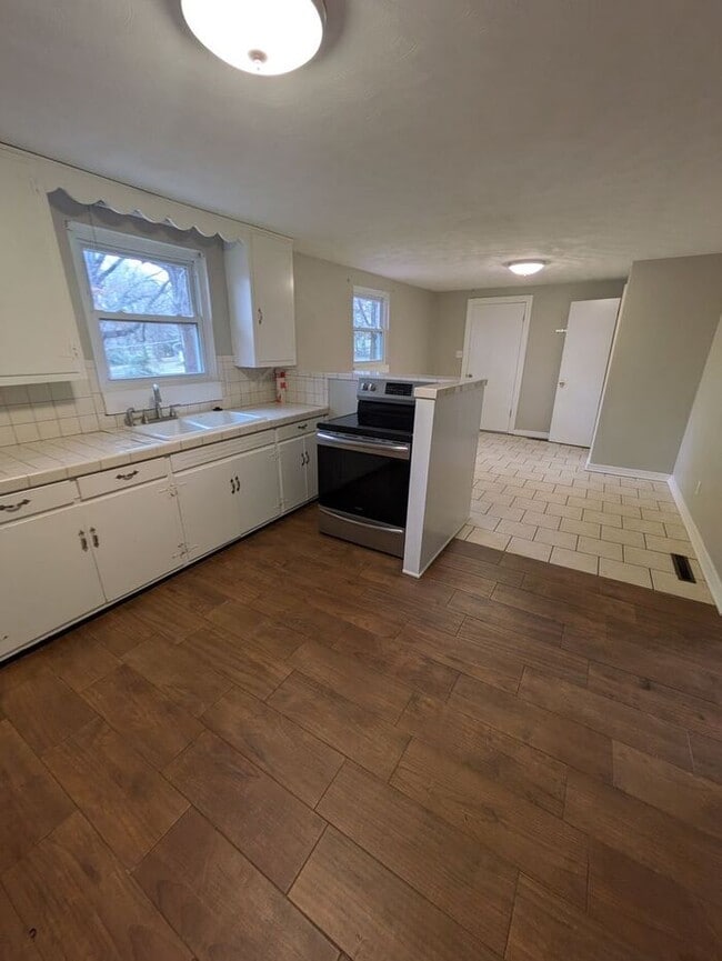 Photo - 3BD/2.5BA Single Family Home in Conover, NC