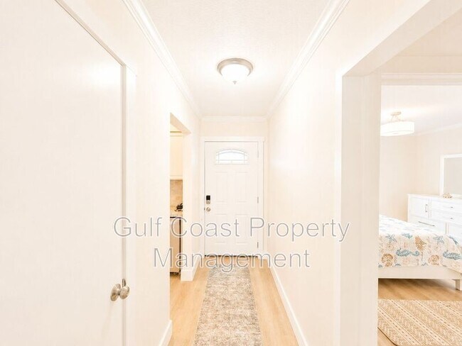 Photo - 9718 Hernando Ct