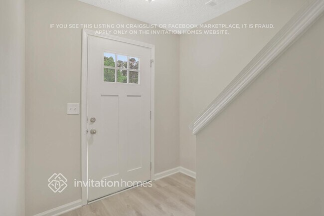 5327 Paddington Ln