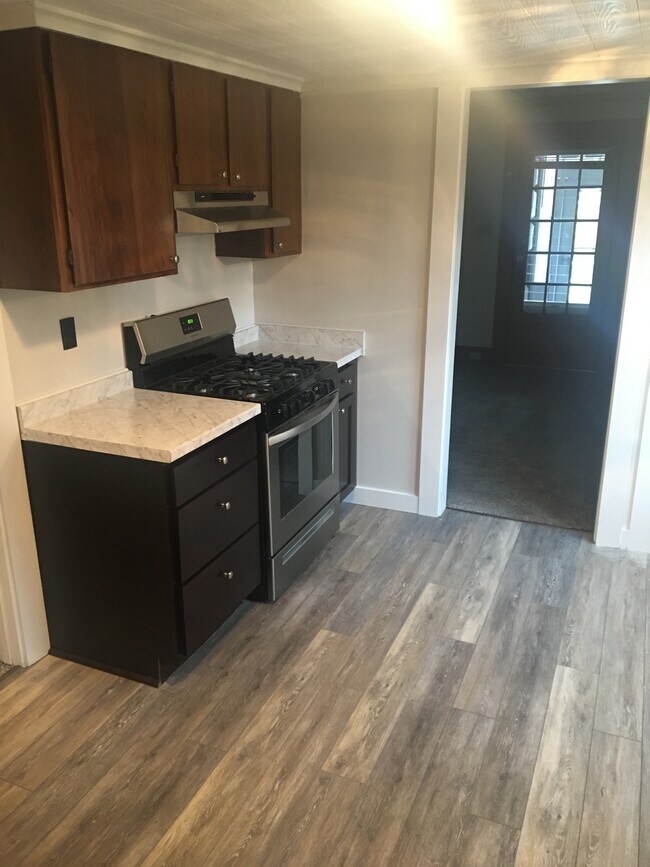 Photo - 1129 Brown Ave Unidad # 1