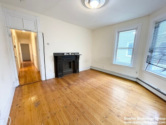 Photo - 1 Folsom Ave Unit 1
