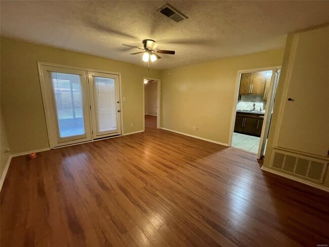 Photo - 4704 Retreat Rd