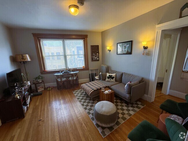 Building Photo - 89 Hancock St Unit 3 Rental