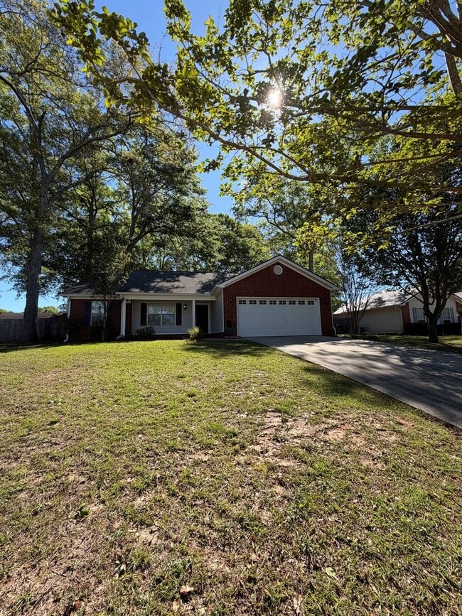 Building Photo - Available April!