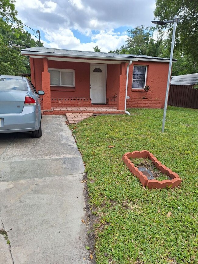 SMALL COZY HOUSE NEAR FLORIDA MALL - SMALL COZY HOUSE NEAR FLORIDA MALL