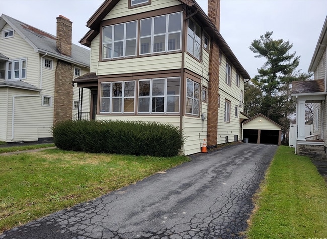 Photo - 361 Forest Hill Dr Unidad 363
