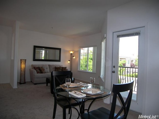 Photo - 4200 E Commerce Way Unit 621