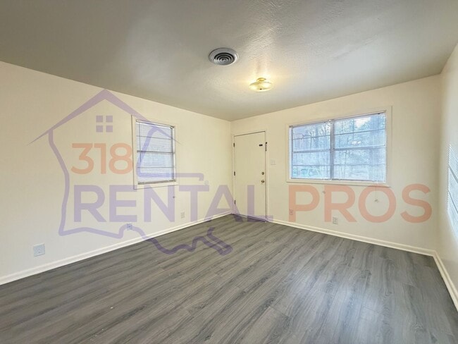 Photo - 3 Bed 2 Bath Home in Ruston!