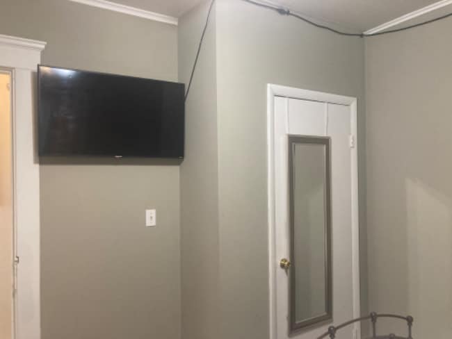 Photo - 1887 State St