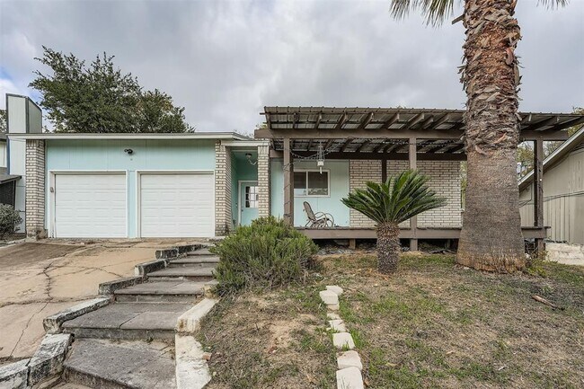 Building Photo - 4902 Parell Path