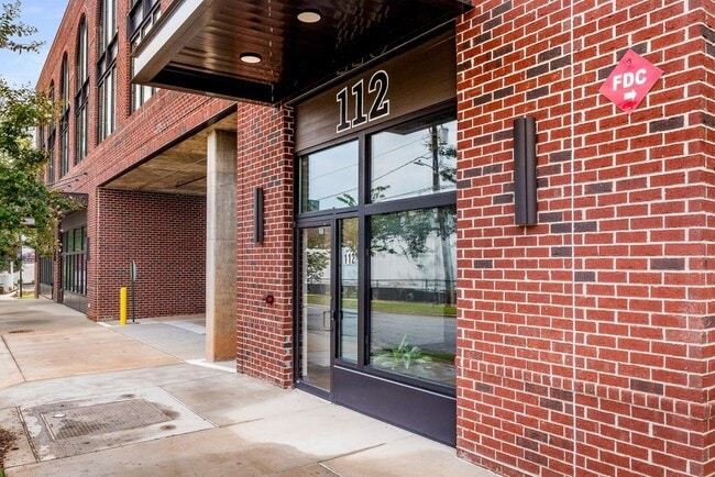 Building Photo - 112 Rogers St NE Unit 210