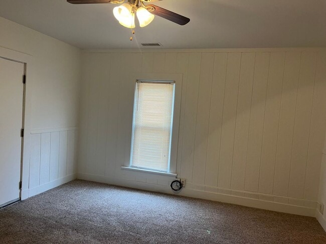 Photo - 313 Walnut St