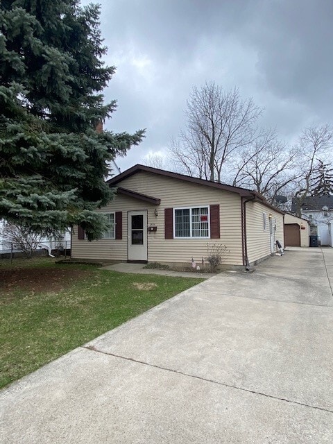 Photo - 2924 117th St