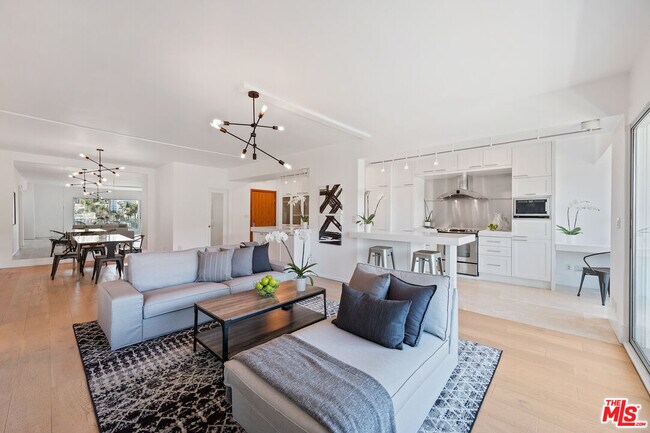 Photo - 838 N Doheny Dr Unit 1105