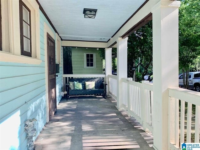 Photo - 1417 13th Pl S