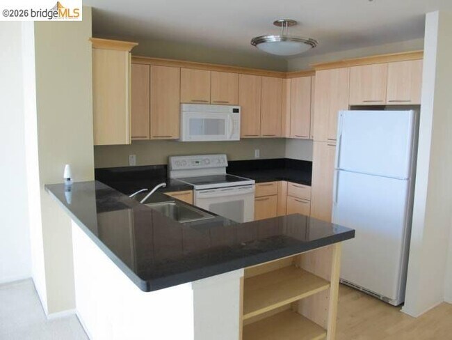 Photo - 1 Lakeside Dr Unidad 1509