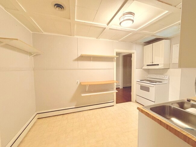 Photo - 134 W State St Unit 3