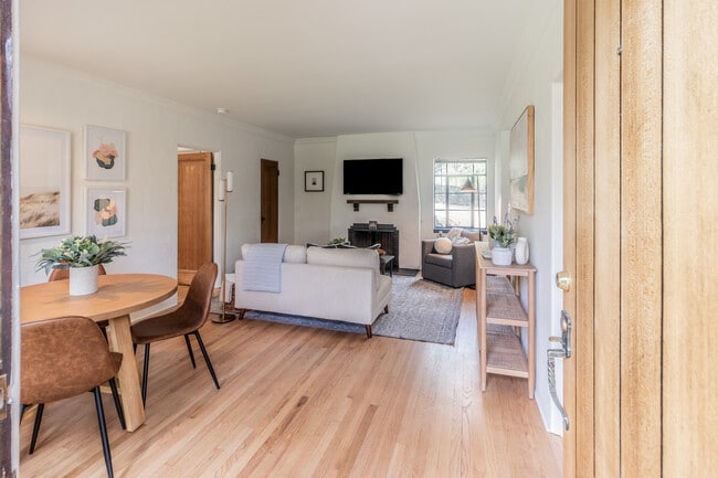 Photo - Robinwood Apartments
