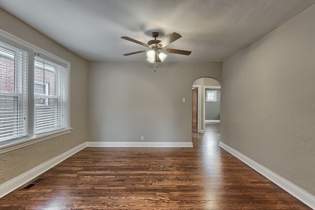 Photo - Pink Pony Club