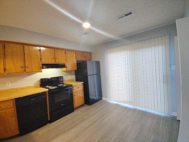 Photo - 4 Ferguson Dr