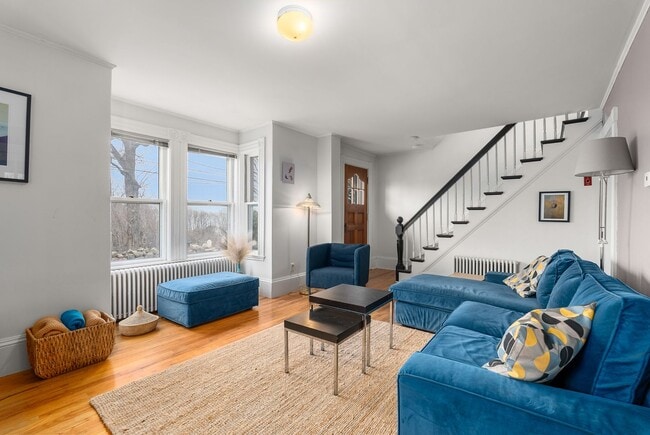 Photo - Winter Rental: Helena House - Utilities Included & Dog-friendly!